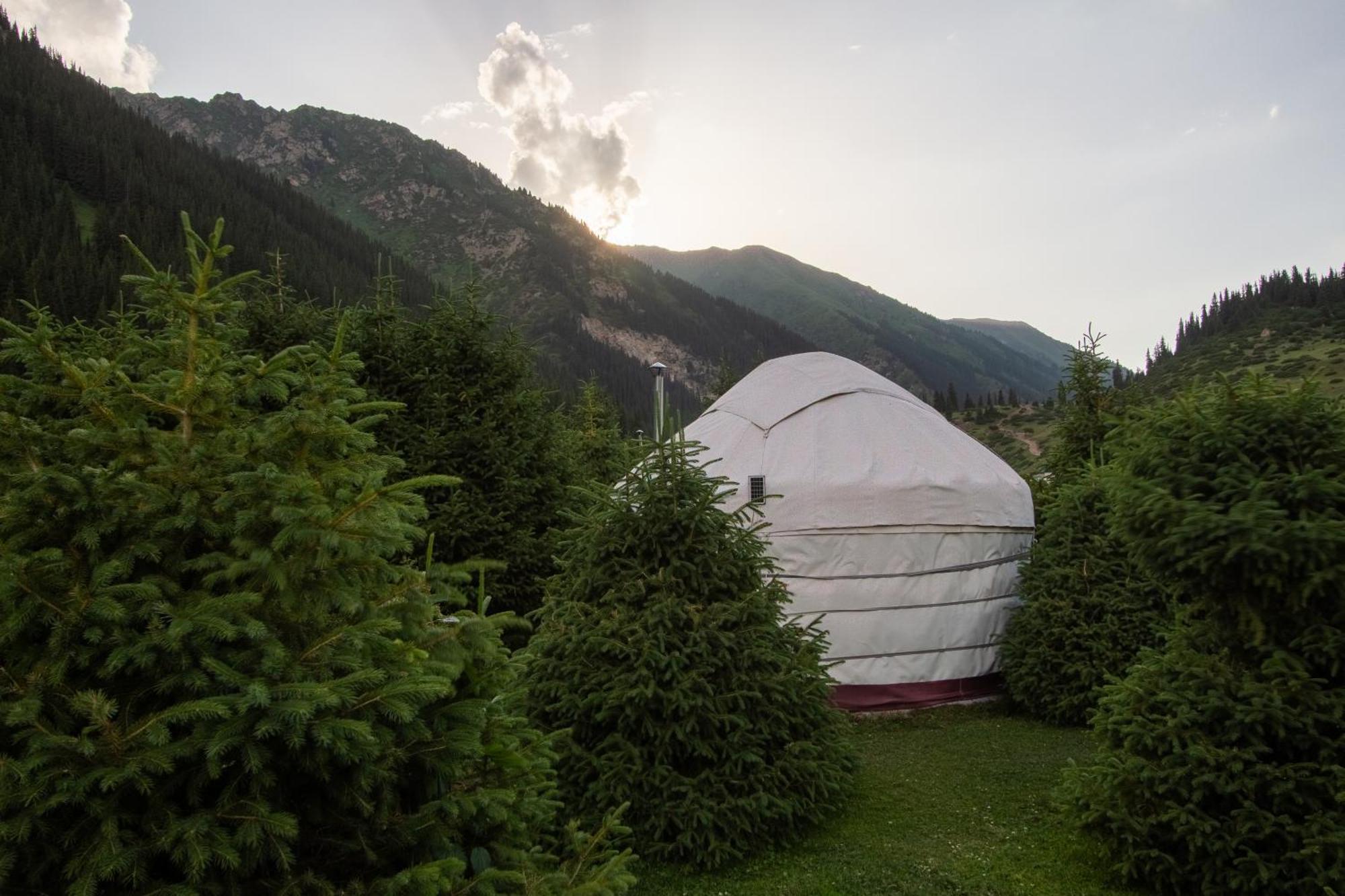 Hotel Eco Yurt Camp Arashan Teploklyuchenka Exterior foto