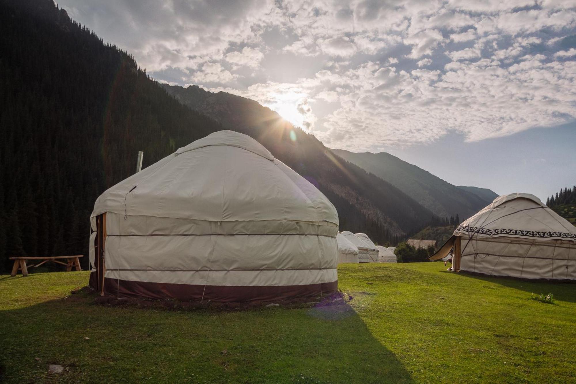 Hotel Eco Yurt Camp Arashan Teploklyuchenka Exterior foto